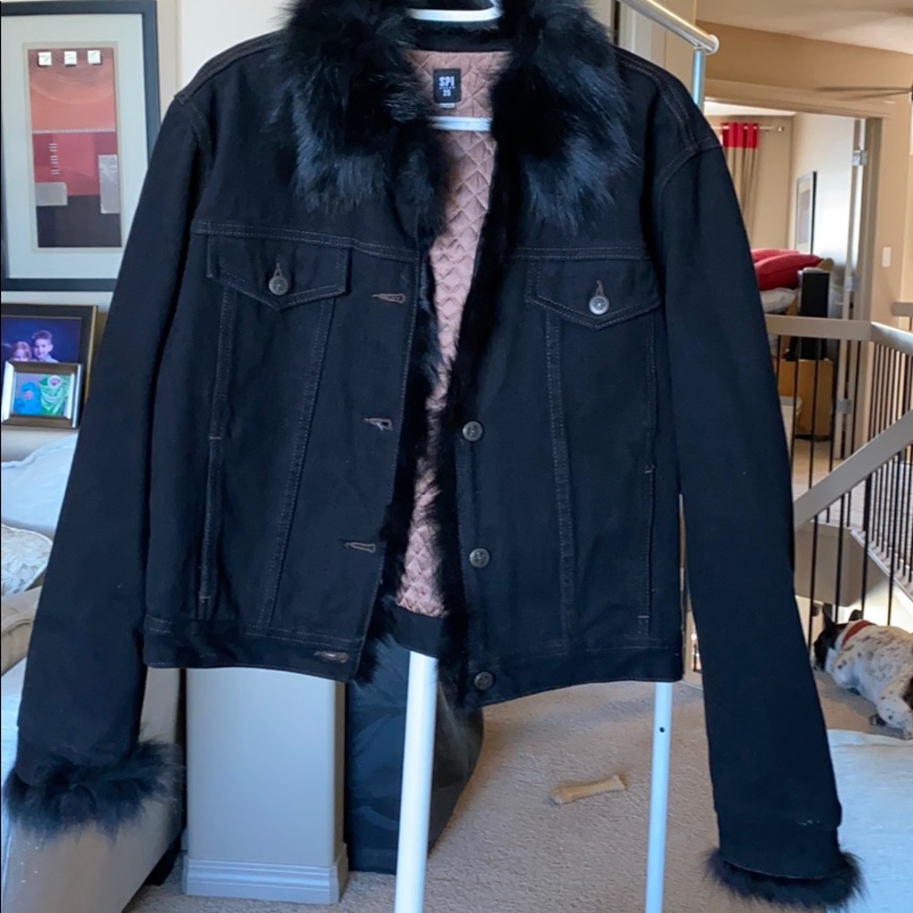 Brand new with tag, Spi 25 jean jacket with fur